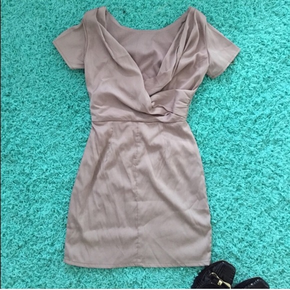 Tobi Dress - Picture 2 of 3